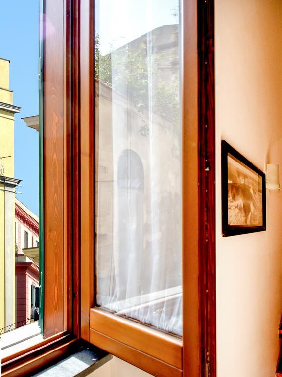 شقة Casa Daila نابولي المظهر الخارجي الصورة